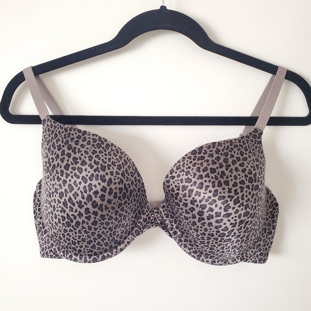 Maidenform Black & Silver Leopard Bra - Size 38D